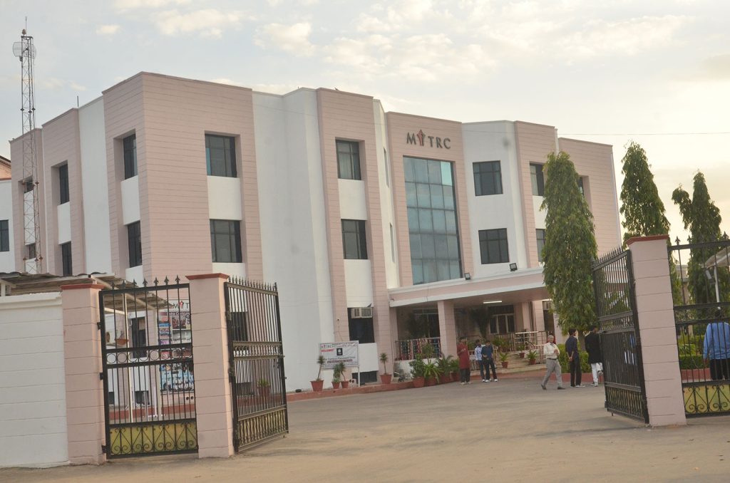Air-Conditioned Conference Auditoriums & Amphitheater